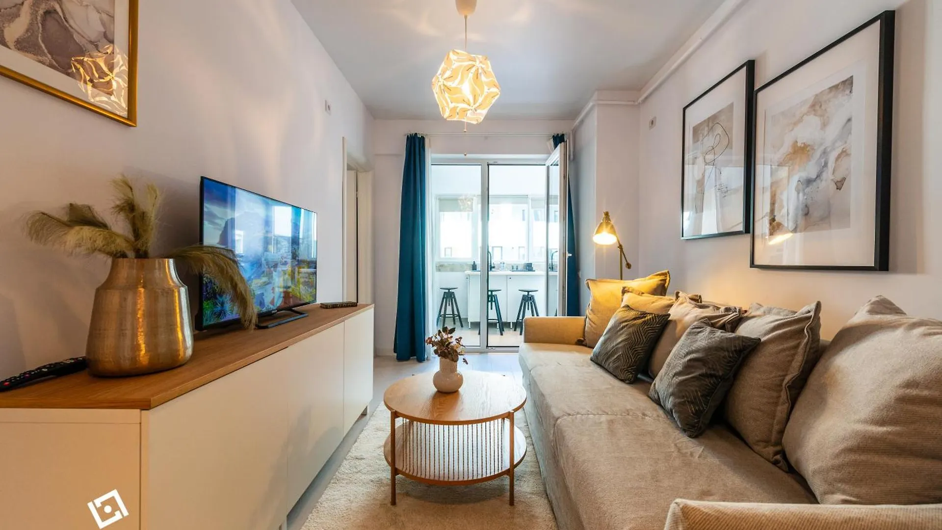 Central Residence Apartment 1012 Boekarest 0*,