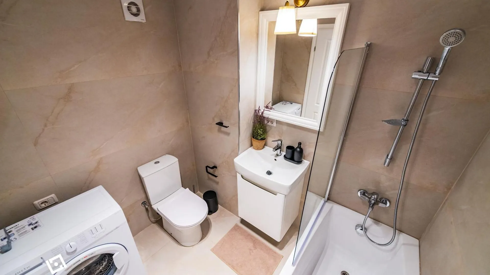Central Residence Apartment 1012 Boekarest